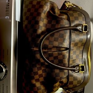 Damier Ebene